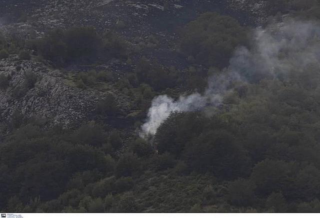 φωτιά στο Φαλακρό