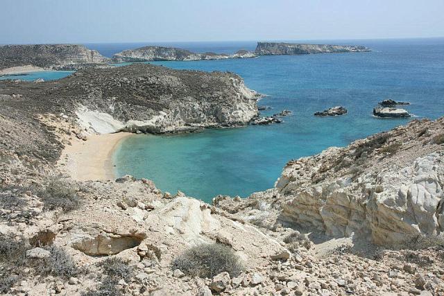 Η παραλία Χιλιαδερφιά του Κουφονησίου 