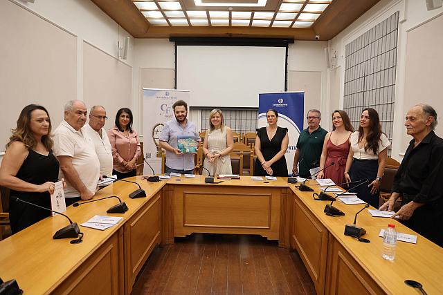 ΓΚΟΥΒΕΡΝΙΩΤΙΣΣΑ ΣΥΝΑΥΛΙΑ