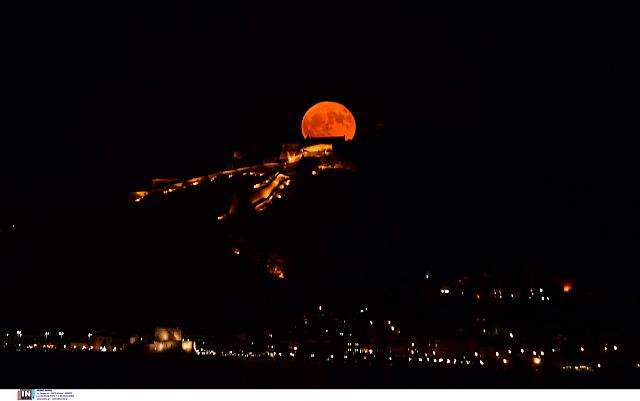 Πανσέληνος 