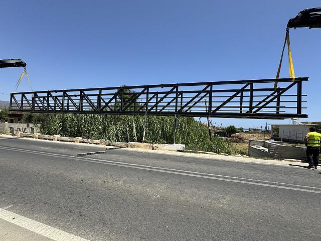 πεζογέφυρα