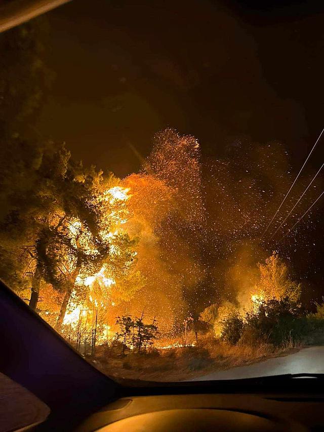 Φωτιά στην Αττική