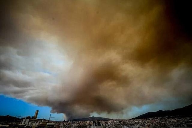 Φωτιά στον Βαρνάβα