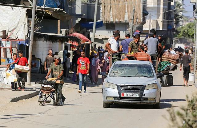 ΠΑΛΑΙΣΤΙΝΙΟΙ ΣΤΗ ΓΑΖΑ