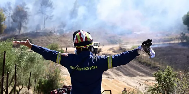 πυροσβεστης