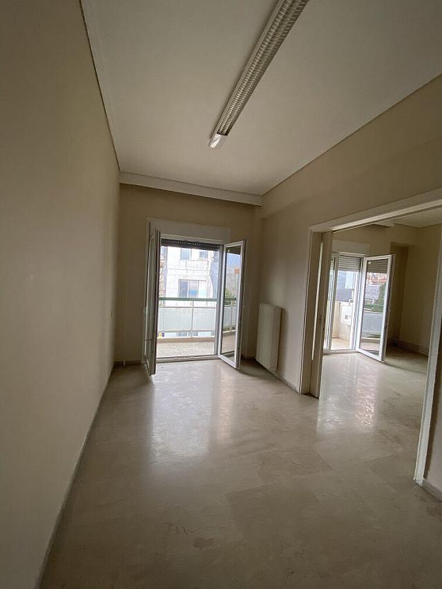 επαγγελματική στέγη