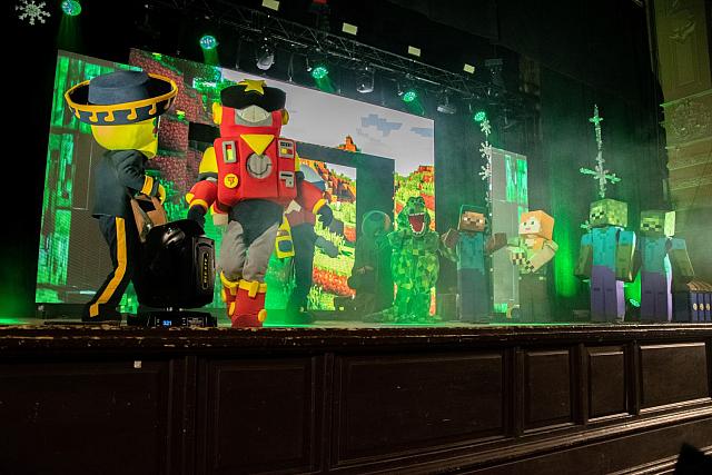 Minecraft παρασταση