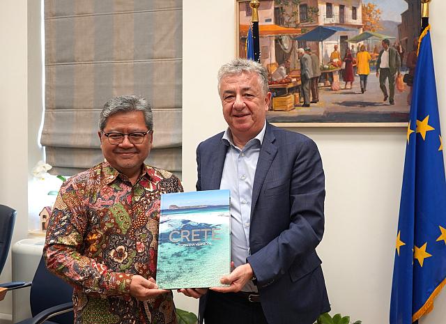 Επίσκεψη Πρέσβεων Ινδονησίας, Φιλιππίνων, Ταϊλάνδης και Βιετνάμ στον Περιφερειάρχη Κρήτης