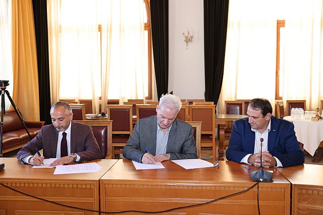 Μνημόνιο συνεργασίας Δήμου Ηρακλείου με την Ύπατη Αρμοστεία του ΟΗΕ 