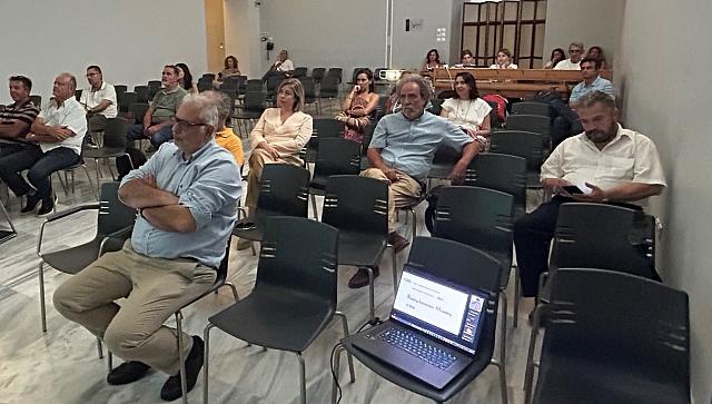 Παρουσιάστηκαν και παραδόθηκαν οι μελέτες για την αποκατάσταση του ιστορικού σχολείου στο Θραψανό