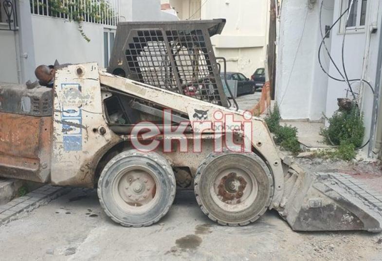 Τους έπιασαν να κλέβουν άμμο από εργοτάξιο - Εκδικήθηκαν σαμποτάροντας μηχάνημα