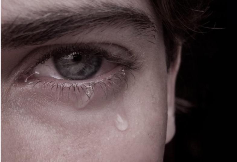 δάκρυ άνδρας