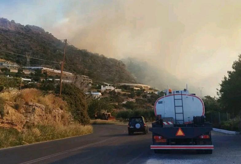 φωτιά ιεράπετρα