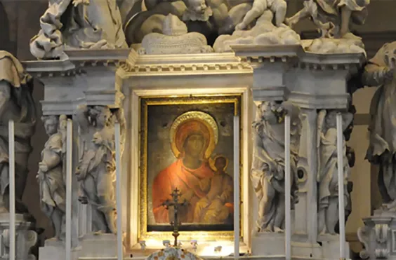 ΞΕΝΙΤΕΜΕΝΗ ΠΑΝΑΓΙΑ