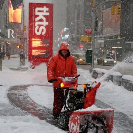 Σφοδρή χιονοθύελλα πλησιάζει τις ΗΠΑ