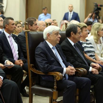 παυλοπουλος