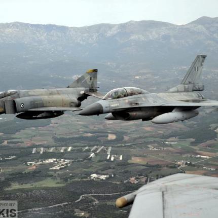 πολεμικη αεροπορια.jpg