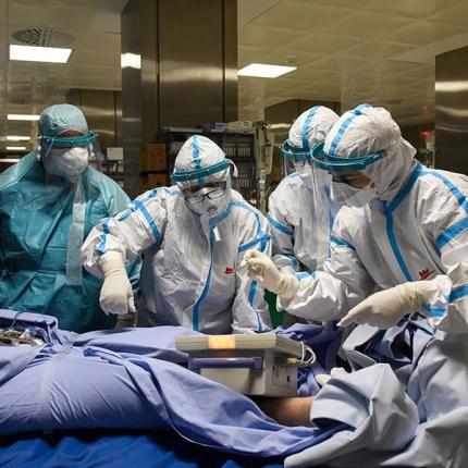 κορωνοϊος ΜΕΘ εντατική