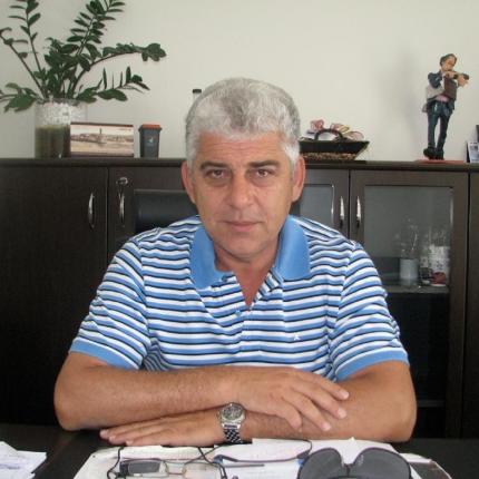 μανολης κεμεσιδης χανια.jpg