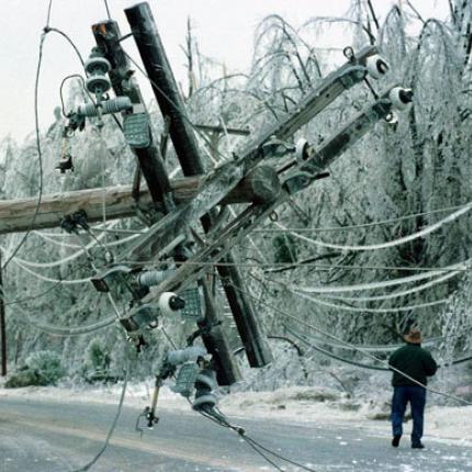 ΗΠΑ: 300.000 άνθρωποι χωρίς ηλεκτρικό ρεύμα μετά τη χιονοθύελλα 