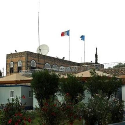 Υεμένη: Το Παρίσι κλείνει την πρεσβεία του στη Σαναά 