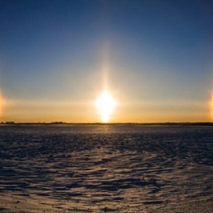 Τρεις ήλιοι εμφανίστηκαν ταυτόχρονα στον ουρανό.jpg