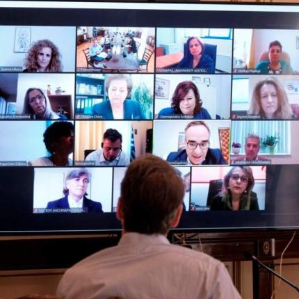 Μητσοτάκης - νοσηλευτές