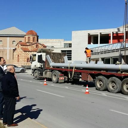 'Εφτασε στο ΠΣΚΗ το στέγαστρο