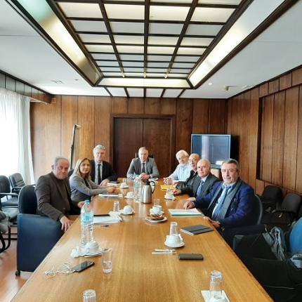 αποκεντρωμένη