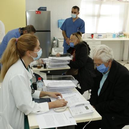 Πρώτη μέρα εμβολιασμών στο ΚΥ Εσταυρωμένου