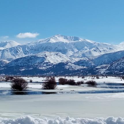 Εντυπωσιακές χιονισμένες εικόνες από το Οροπέδιο Λασιθίου 