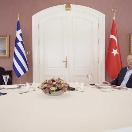 μητσοτακης ερνοταγν