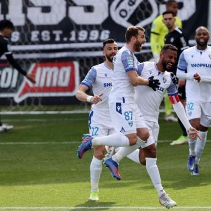 ΟΦΗ ΙΩΝΙΚΟΣ