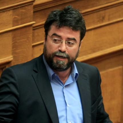 Βασίλης Οικονόμου