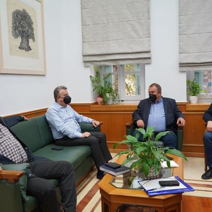 αρναουτάκης μυλωνάκης