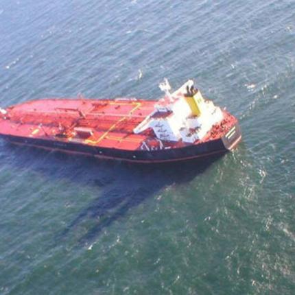 Η αντίδραση της ρωσικής πρεσβείας για το ρωσικό δεξαμενόπλοιο που δεσμεύτηκε στην Κάρυστο 