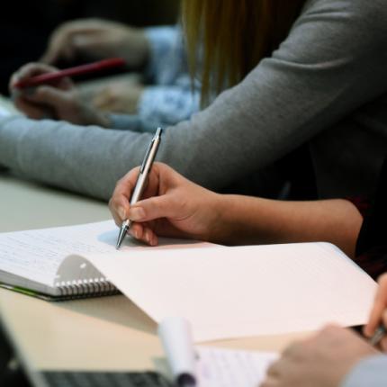 Πληρωμές ξεκινά ο ΟΠΕΚΑ