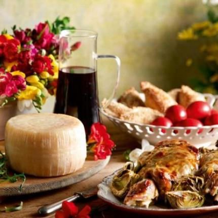 ΠΑΣΧΑΛΙΝΟ ΤΡΑΠΕΖΙ