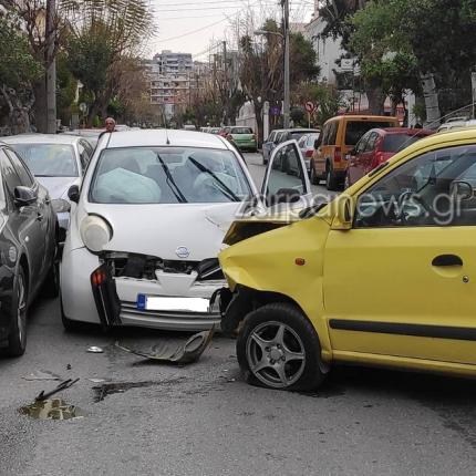 ΤΡΟΧΑΙΟ ΣΤΑ χΑΝΙΆ