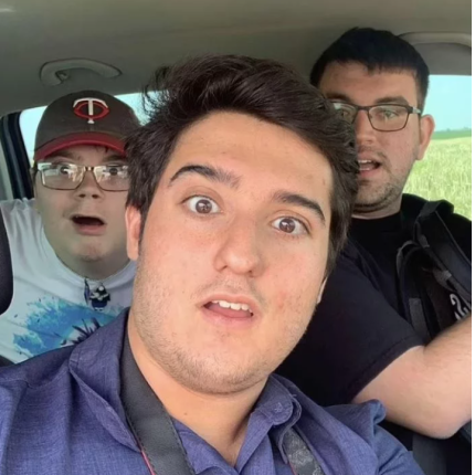 φοιτητες ανεμοστροβιλος