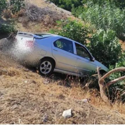 τροχαιο γκρεμός