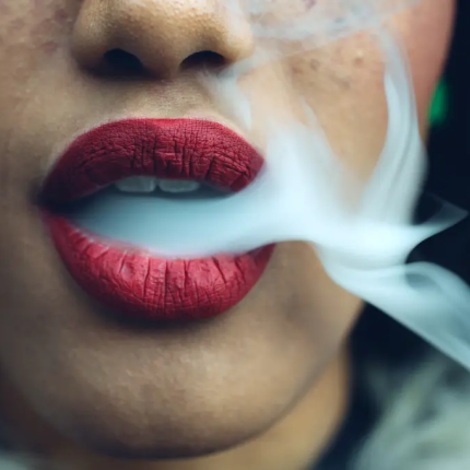 γυναίκα,κάπνισμα