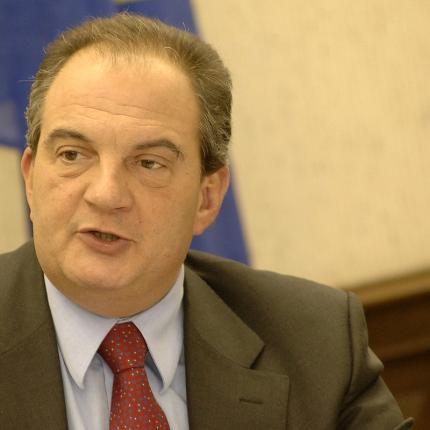 ΚΩΣΤΑΣ ΚΑΡΑΜΑΝΛΗΣ