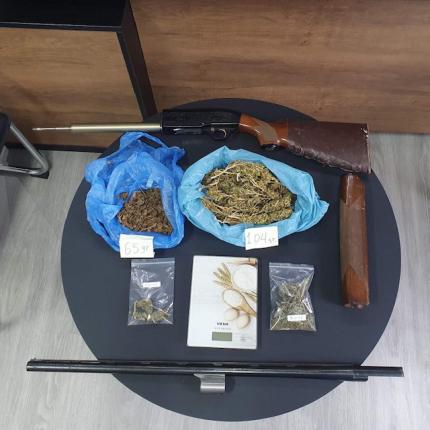 Ηράκλειο: Χειροπέδες για τα ναρκωτικά