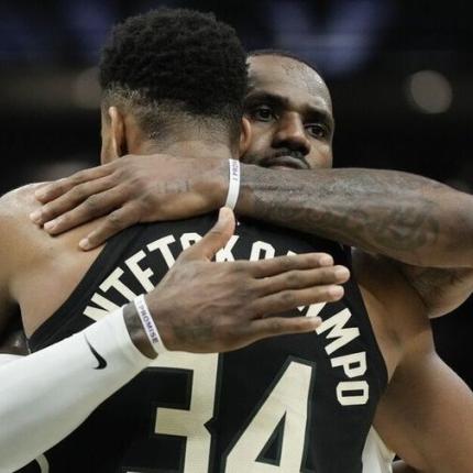 ΑΝΤΕΤΟΚΟΥΝΜΠΟ