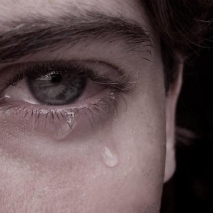 δάκρυ άνδρας