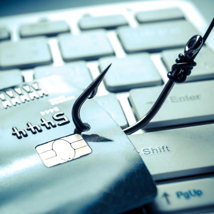 ηλεκτρονική απάτη