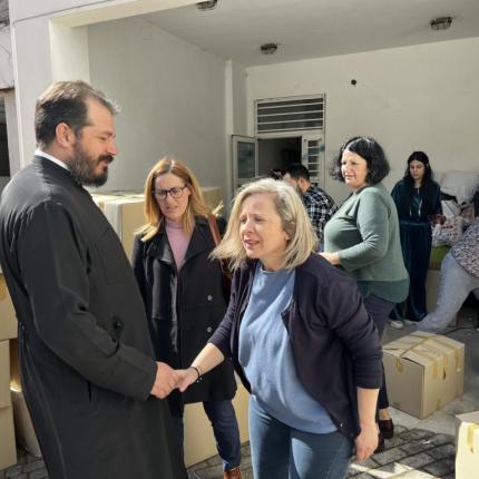 μητροπολη κυδωνίας - βοηθεια σεισμοπαθείς