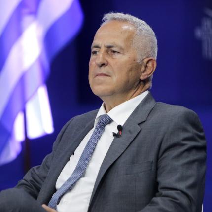 ευάγγελος αποστολάκης