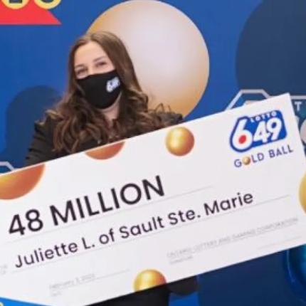 λοταρία - 18χρονη